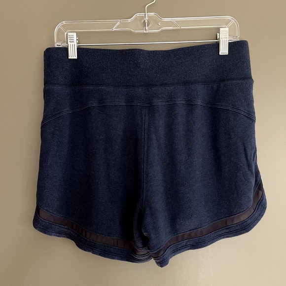 Athleta Breathe Shortie Short Navy Blue Size Medium Sheer Mesh Cutout Athletic - Picture 8 of 15